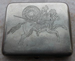 Интересный портсигар