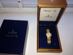 Женские часы Corum, очень красивые