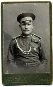 Фото с интересным полковиком.