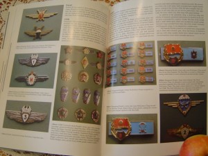 Каталог знаков армий соцстран