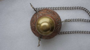 Лампада церковная, украшенная полихромными эмалями. XIX век.
