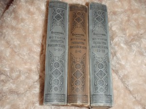 11 книг одним лотом