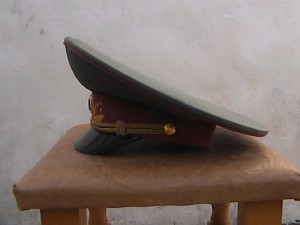 Фуражка генерала.