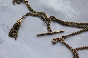 Интересное изделее-цепь с подвесами