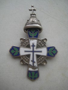 сербрянный крест с эмалями