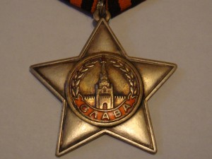 Боевой комплект слав на еврея!