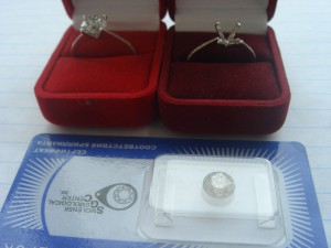 2 камня по 2,05 ct