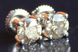 Серьги-Пусеты Бриллианты