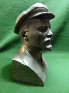 В. И. Ленин. Бюст