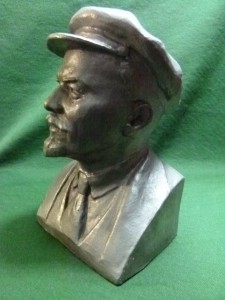 В. И. Ленин. Бюст