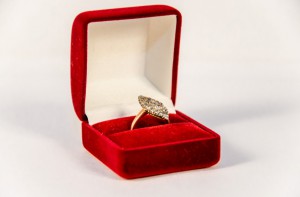 Золотое кольцо «Маркиза» 583 пробы с 23 бриллиантами