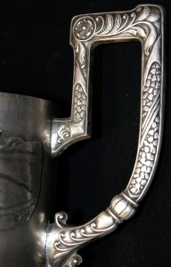 подстаканник серебряный 84 "Лошади"