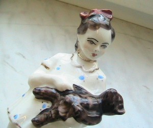 Девочка с мишкой, старый Ереван