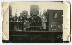 Паровозы.