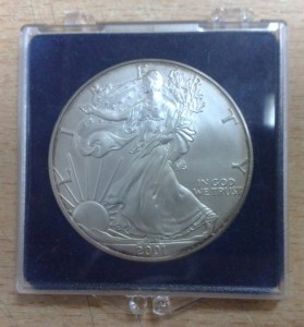 Серебрянный доллар 2001 года