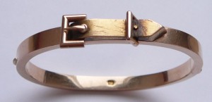 Браслет жёсткий в виде ремня 56`