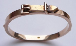 Браслет жёсткий в виде ремня 56`