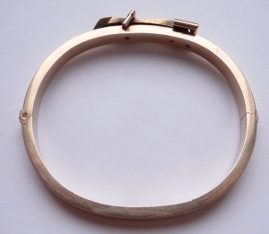 Браслет жёсткий в виде ремня 56`