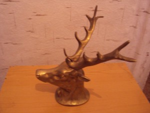 Олень бронза