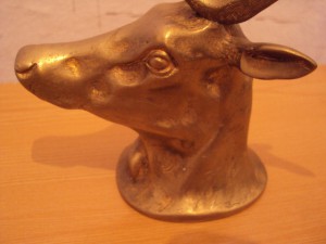Олень бронза