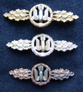 Комплект шпанг Люфтваффе-бомберы в бунте!-клейма