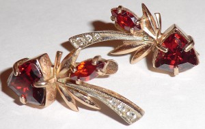 серьги-585, гранаты, цирконы