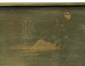 Портсигар, тонкий с вензелем , надпись 1940г, Норвегия