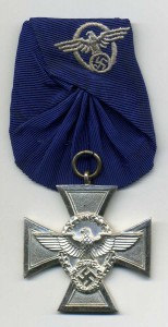 Полиция в серебре