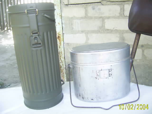 Футляр – вермахт и Котелок – Квантун. – Япония.