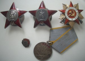 Комплект с КЗ "каллиграфия" и ОВ1 на батальонного комиссара.