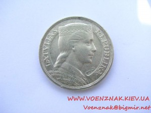 Латвийская монета, номинал - 5 лат, 1932 год, серебро