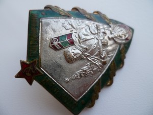 Отличный пограничник.