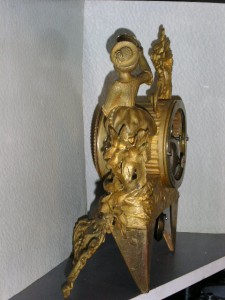 Часы каминные.