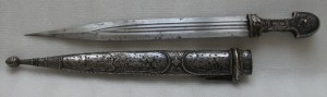 2-х сторонний кинжал
