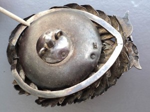 знак в серебре Ж.Д университета.