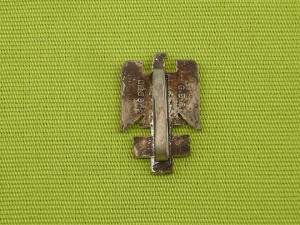 Знак Красного креста на головной убор.
