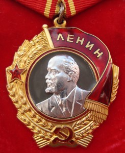 Ленин Горбпчевский на доке