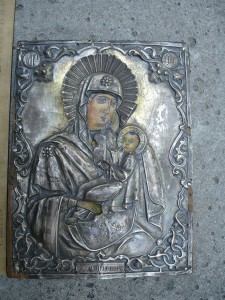 Божья матерь в СЕРЕБРЕ