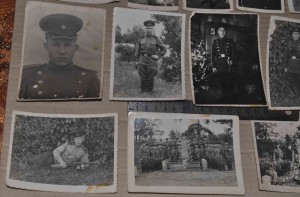 Пограничники МВД 51-52 гг. В форме с оружием и ЗНАКАМИ 21шт.