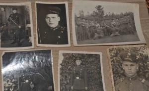 Пограничники МВД 51-52 гг. В форме с оружием и ЗНАКАМИ 21шт.