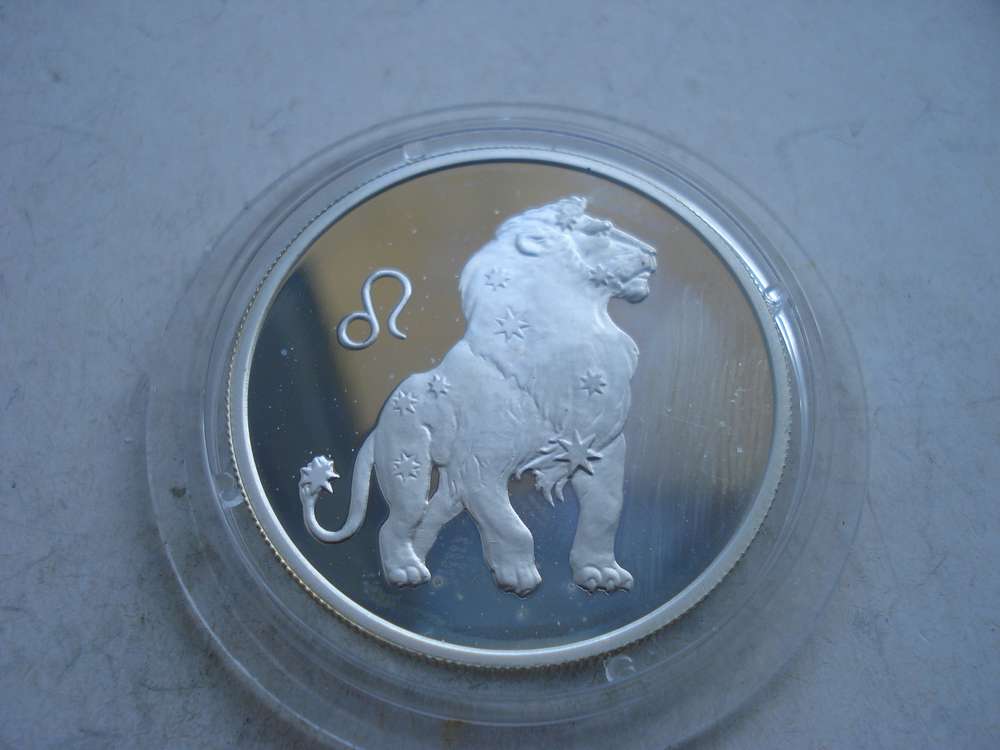 2 рубля 2002г.Лев