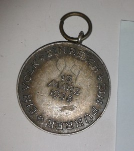 Коллекция знаков и медалей