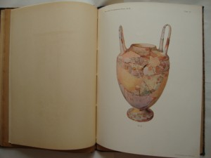 Ольвийская полихромная амфора 1901 года. Тревер. 1918г.