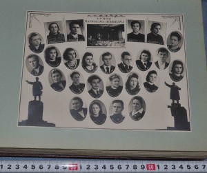 Выпускной фотоальбом 1949 года 58 выпуск врачей  1-й  ЛМИ