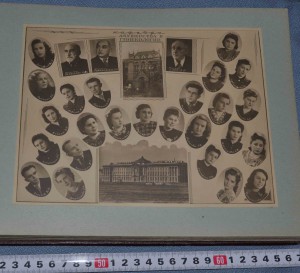 Выпускной фотоальбом 1949 года 58 выпуск врачей  1-й  ЛМИ