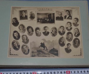 Выпускной фотоальбом 1949 года 58 выпуск врачей  1-й  ЛМИ