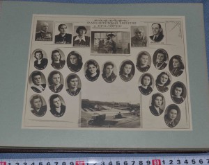 Выпускной фотоальбом 1949 года 58 выпуск врачей  1-й  ЛМИ