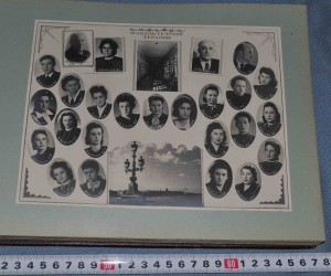 Выпускной фотоальбом 1949 года 58 выпуск врачей  1-й  ЛМИ