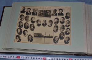 Выпускной фотоальбом 1949 года 58 выпуск врачей  1-й  ЛМИ
