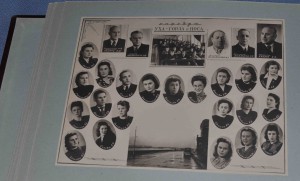 Выпускной фотоальбом 1949 года 58 выпуск врачей  1-й  ЛМИ
